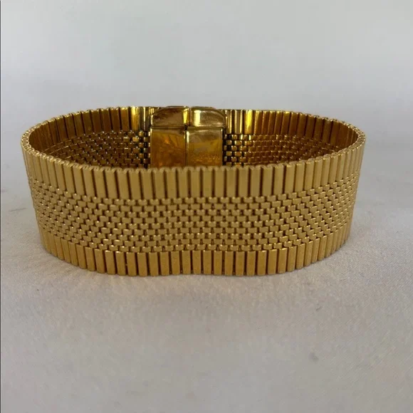 VINTAGE RARE NAPIER MEN’s GOLD TONE BRACELET WITH SAFETY CHAIN - Picture 4 of 10